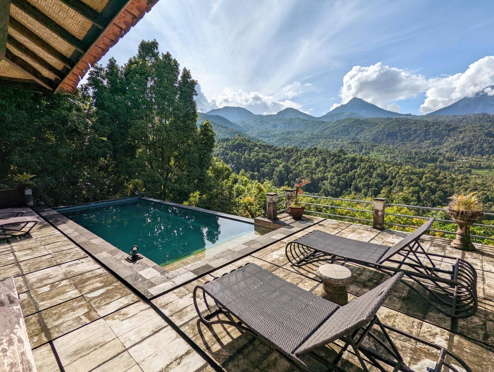Bali Munduk Delux Bungalow Villa Singaraja  Bagian luar foto